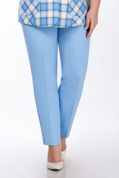 Голубые классические брюки из вискозы и текстиля с зауженным к низу кроем Элль-стиль 2002 голубой - фото 1
