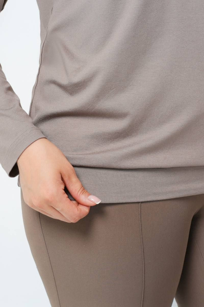 Базовый джемпер из вискозы с V-образным вырезом La rouge 3297 капучино - фото 6