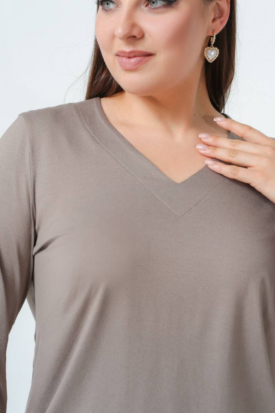 Базовый джемпер из вискозы с V-образным вырезом La rouge 3297 капучино - фото 5