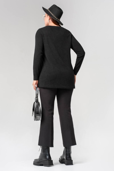 Длинный прямой джемпер с кожзама, ангорой и карманами La rouge 3321 черный-(розы) - фото 4