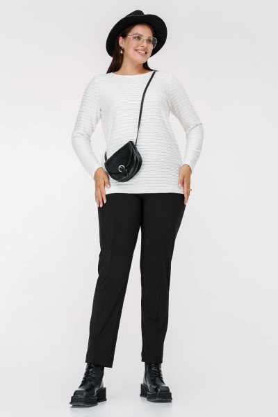 Теплый джемпер из мягкого трикотажа с косами и воротником-стойкой La rouge 3327 молоко - фото 2