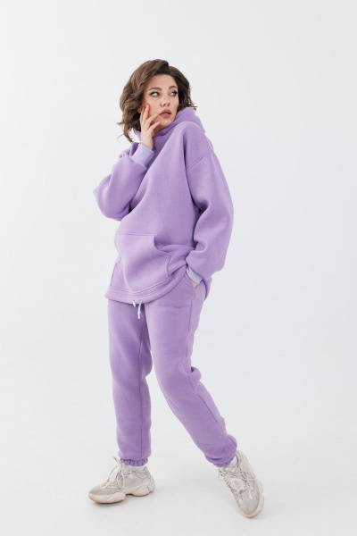 Демисезонный спортивный костюм из трикотажа с капюшоном Anelli 976 лаванда - фото 1