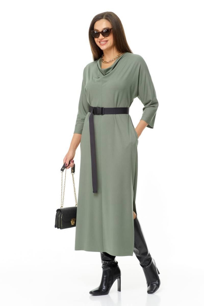 Элегантное трикотажное платье с воротником-шалькой и карманами Taita plus 2334 светлый_хаки - фото 3