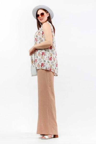 Блуза с V-образным вырезом и нагрудными вытачками La rouge 6240 белый-(цветы) - фото 3