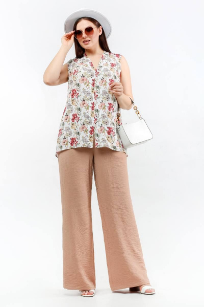 Блуза с V-образным вырезом и нагрудными вытачками La rouge 6240 белый-(цветы) - фото 2