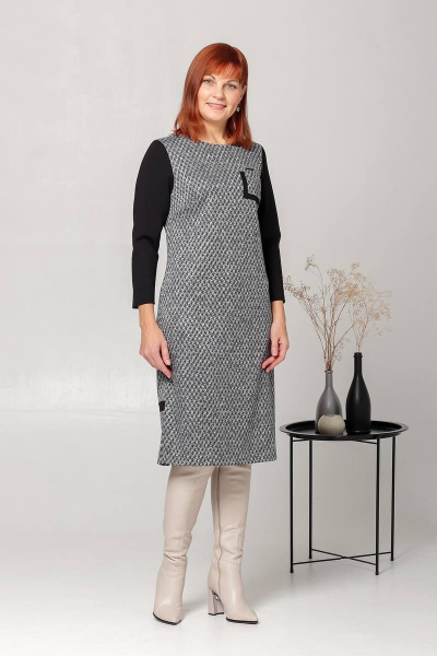 Полуприлегающее трикотажное платье с накладными карманами Соджи 592 /1 - фото 1