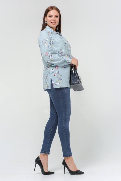 Блуза прямого силуэта со стояче-отложным воротником La rouge 6258 мята-(цветы) - фото 3