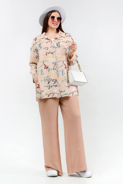 Туника свободного силуэта с принтом букв и застежкой La rouge 9072 беж-(буквы) - фото 8