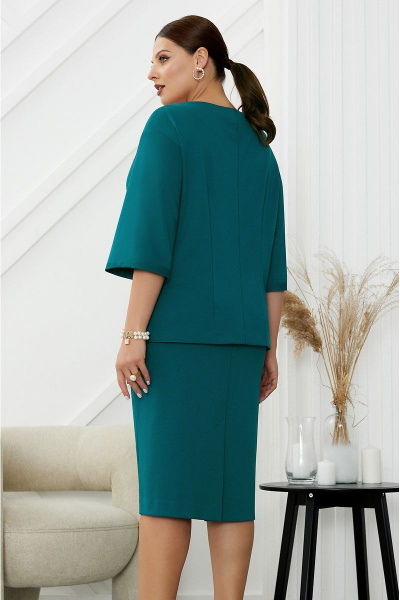 Минимальный комплект из свитшота и юбки с жемчужинами Lissana 4825 изумруд - фото 5