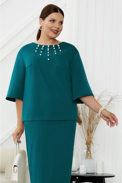 Минимальный комплект из свитшота и юбки с жемчужинами Lissana 4825 изумруд - фото 2