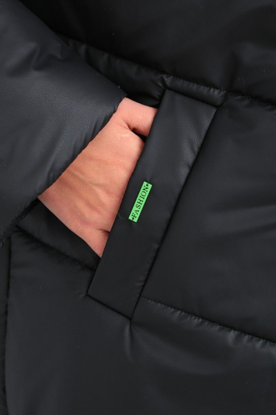 Стеганное пальто с утеплителем и съемным капюшоном Диомант 1900 черный - фото 9