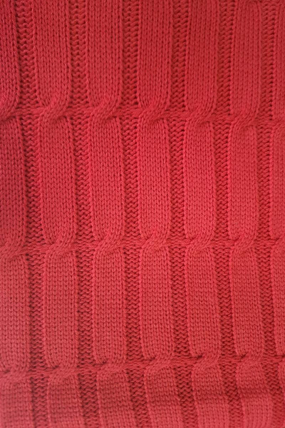 Круглогодичный объемный красный вязаный плед в косы Romgil РВ0065-АК6 вишневый - фото 3