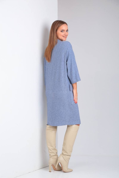 Платье свободного силуэта с накладными карманами из трикотажа TVIN 7769-1 деним - фото 3