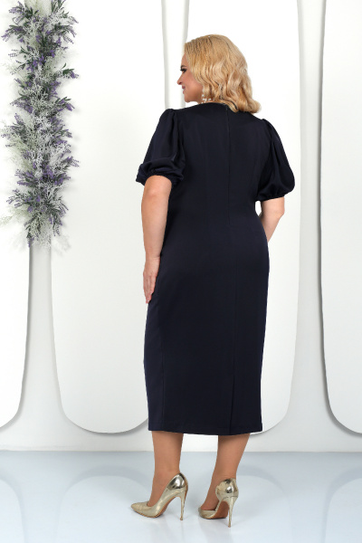 Платье из сатина с полурельефами и шлицей Ninele 7435 синий - фото 10