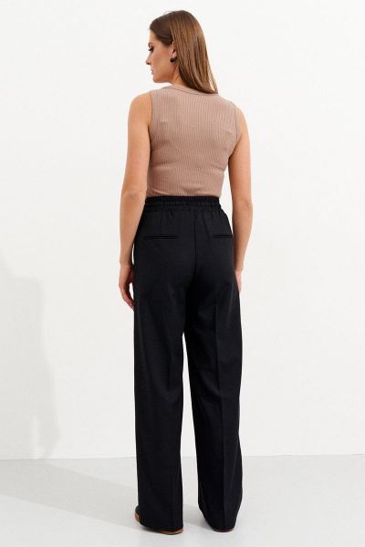 Базовый джемпер без рукавов из высококачественного вискозного трикотажа. Ketty К-04740 капучино - фото 6