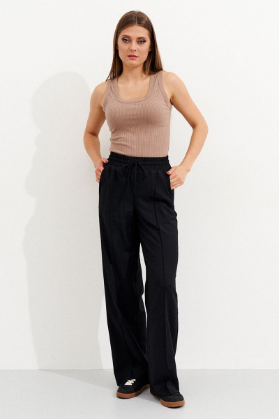 Базовый джемпер без рукавов из высококачественного вискозного трикотажа. Ketty К-04740 капучино - фото 4