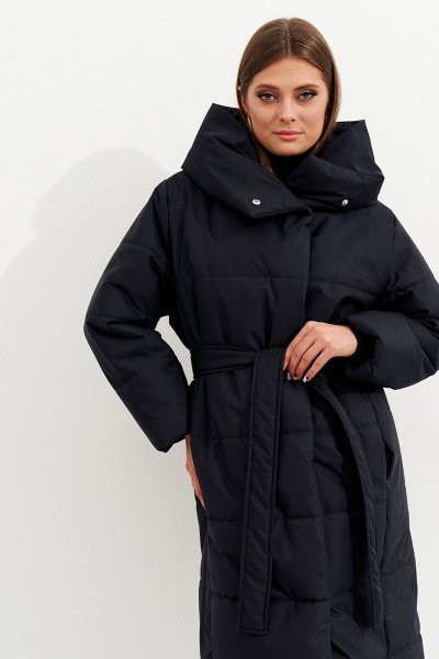 Зимнее пальто с капюшоном и съемным поясом Ketty К-10570 черный - фото 4