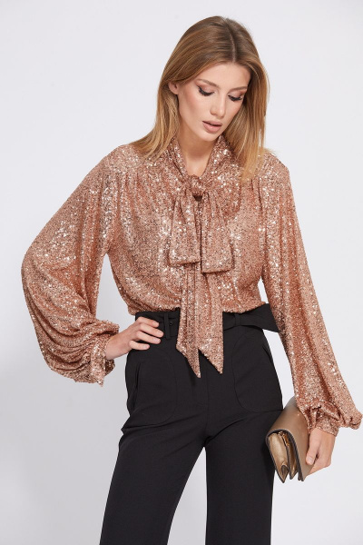 Блузка трикотажная с пайетками и разрезами EOLA 2537 бежево-розовый - фото 5