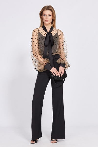 Черные брюки-клеш из костюмной ткани на пояс с карманами EOLA 2540 черный - фото 5