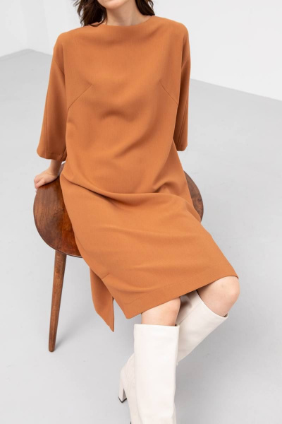 Платье свободного силуэта из поливискозы с разрезами VIZANTI 9352 карамельный - фото 13