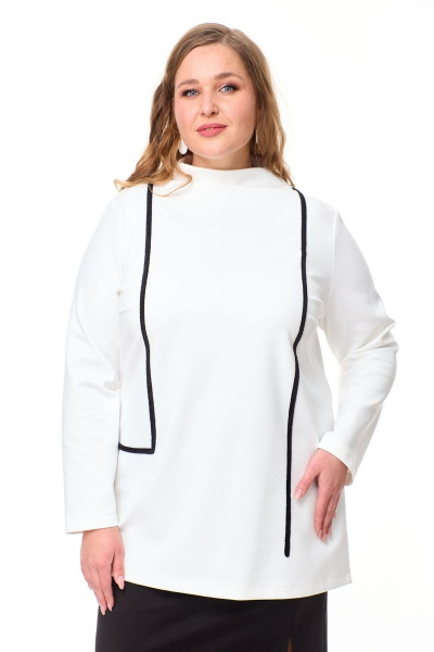 Свободный трикотажный джемпер с вышивкой и разрезами OVERYOU М127/1 бело-черный - фото 2