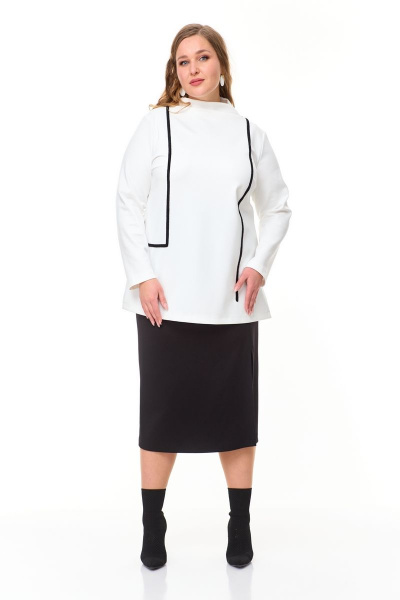 Свободный трикотажный джемпер с вышивкой и разрезами OVERYOU М127/1 бело-черный - фото 8