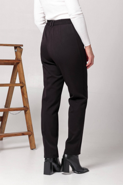 Классические брюки со стрелками и спиновой резинкой Соджи 557 черный - фото 5