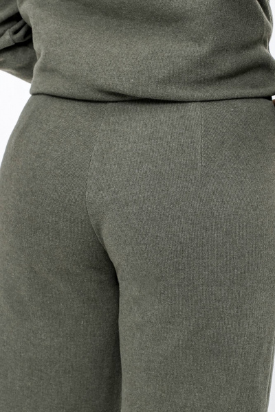 Брюки с высокой посадкой и фигурной линией входа в карман La rouge 8053 хаки - фото 5