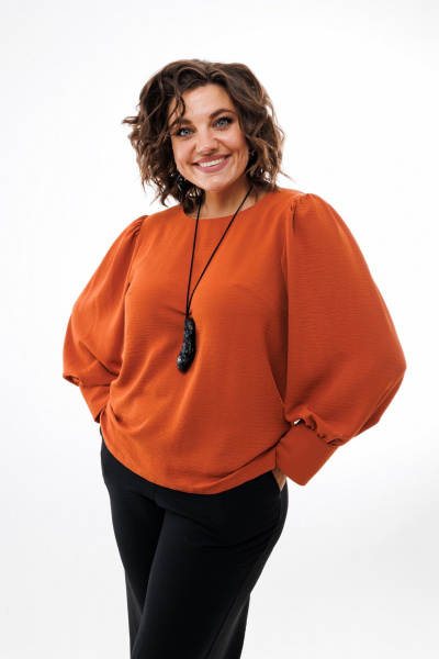 Демисезонная свободная блуза из текстиля с присборенными рукавами Anelli 730 терракот - фото 1