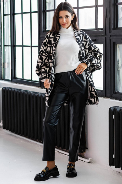 Демисезонный городской бомбер с пятнами и прорезными карманами Ivera 3043 черный, молочный - фото 8