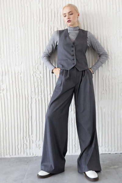 Летний классический жилет из костюмной ткани с V-образным вырезом ULLA 1G серый - фото 2