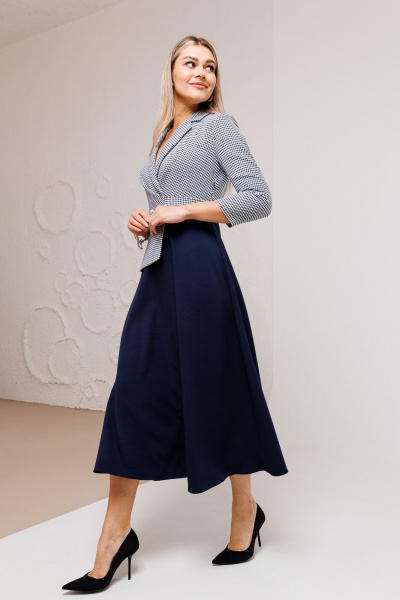 Голубое платье-футляр с баской и имитацией запаха Ambera Style 1034L синий - фото 3