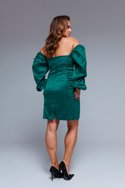 Мини-платье изумрудное с шнуровкой спереди и стильным дизайном AURA otd 3238 изумруд - фото 2