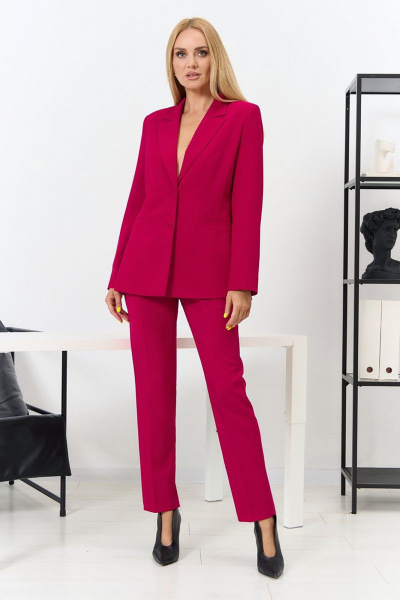Бежевый деловой комплект с зауженными брюками и жакетом Azzara 918В - фото 1