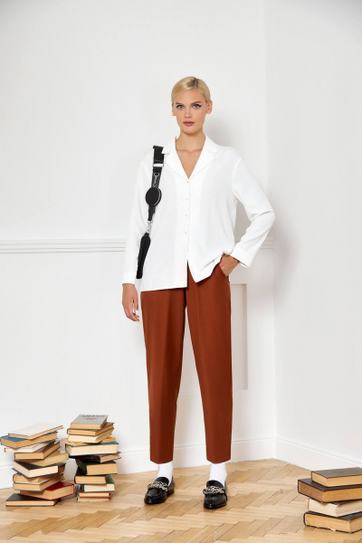 Свободная блуза из вискозы с разрезами по бокам VIZANTI 9104 молочный - фото 1