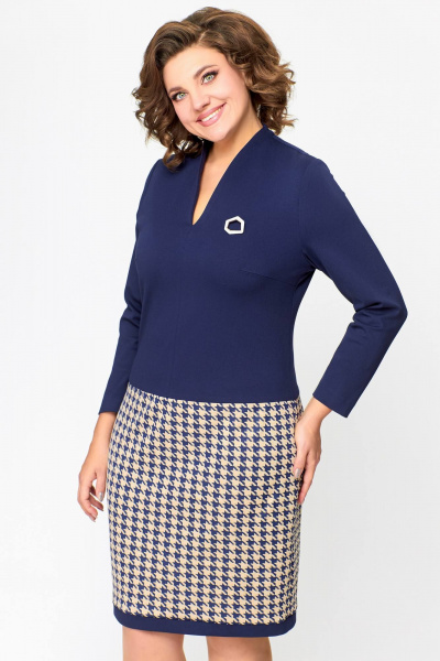 Платье из трикотажа с гусиным принтом и V-образным вырезом Swallow 699.1 королеский_синий/гусиная_лапка - фото 12