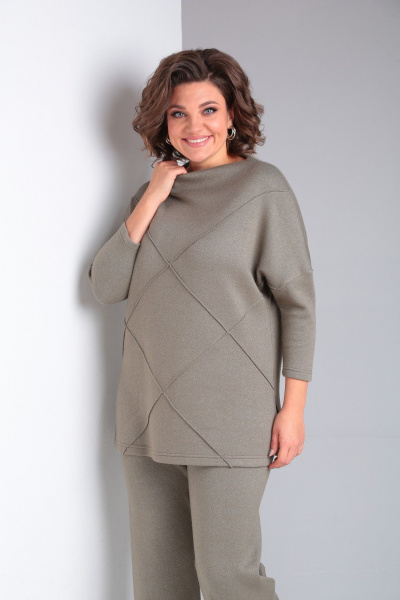 Комплект из трикотажных брюк и джемпера с защипами Диомант 1933 - фото 4