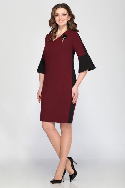 Платье на каждый день с V-образным вырезом и контрастной отделкой Matini 3.1159 - фото 1