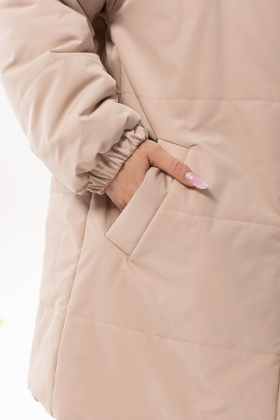 Утепленная бежевое куртка на молнии и съемным поясом Golden Valley 7137 бежевый - фото 7