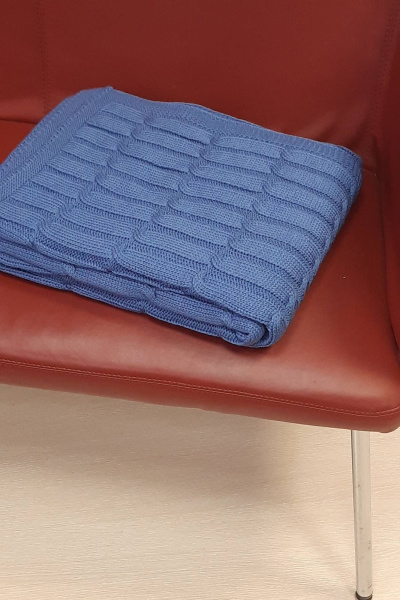 Синий вязаный трикотажный плед для любого сезона Romgil РВ0065-АК6 королевский_синий - фото 3