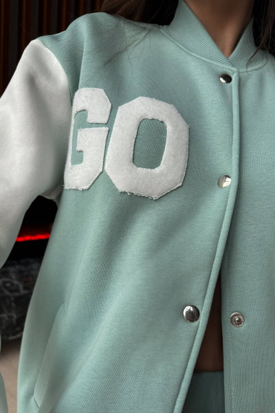 Спортивный женский костюм бомбер и прямые брюки из трикотажа GO F3045/26-688.164-170 - фото 6