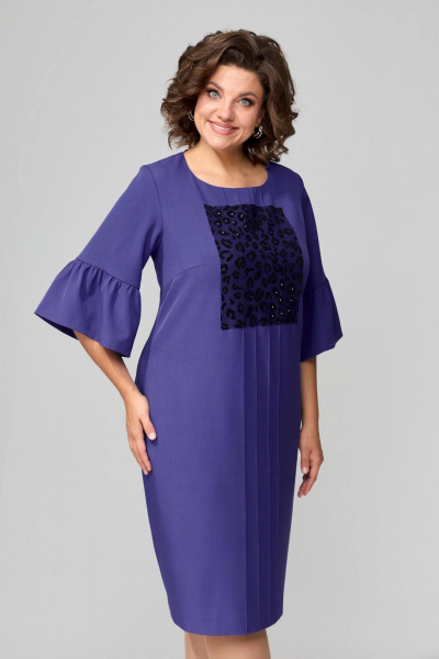 Платье фиолетовое полуприлегающего силуэта с воланом Надин-Н 2127 - фото 2
