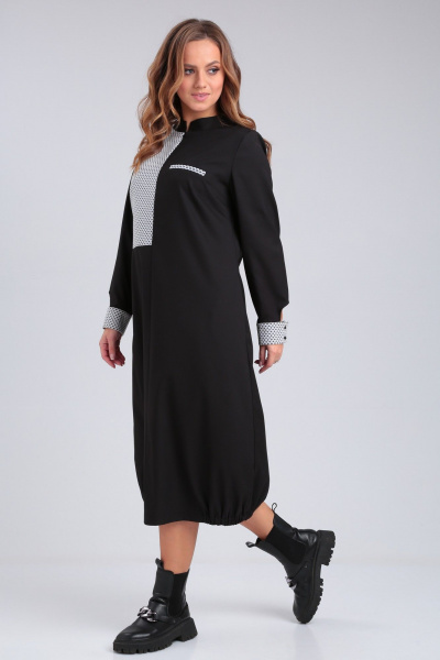 Черное бохо платье с карманами, подрезами и нашивками Angelina & Сompany 938 - фото 6