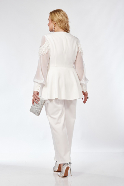 Белый комплект с жакетом с баской и широкими брюками Pretty 5111 белый - фото 6