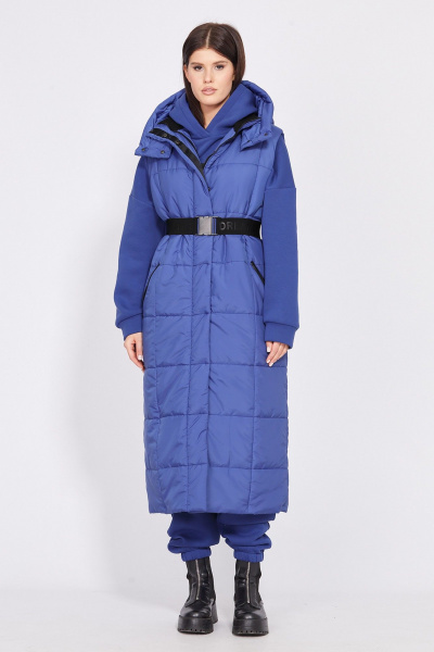 Синий демисезонный жилет из плащевой ткани с капюшоном EOLA 2543 василек - фото 9