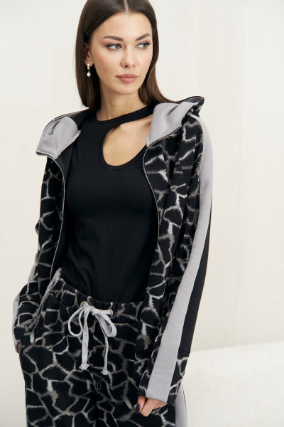 Черный спортивный костюм оверсайз с начесом и капюшоном Fantazia Mod 4686 - фото 4