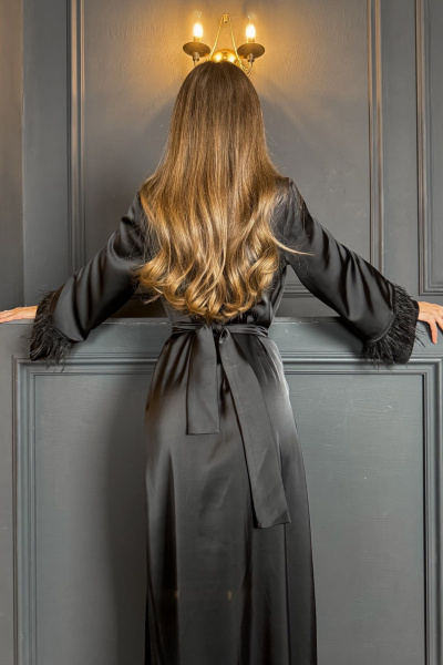 Платье-кимоно из атласа с разрезами и перьями Pavlova 154 - фото 4