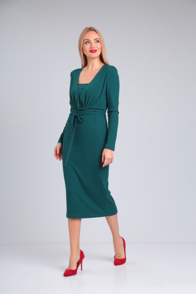 Удобное платье из трикотажа с запахом и поясом Takka Plus 23-202 - фото 4