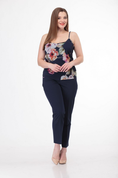 Трендовый топ с цветочным принтом на регулируемых бретелях Anelli 460 синий - фото 2
