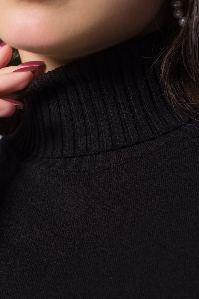 Демисезонное платье из трикотажа с полустойкой Панда 164680w черный - фото 4